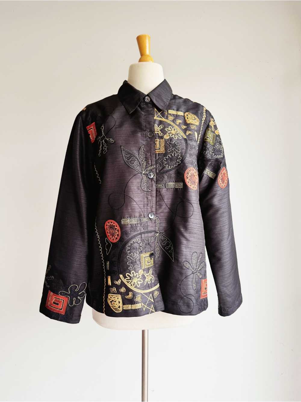 Vintage Chico's Additions Black Embroidered Jacket Wearable Art Boxy Blazer L